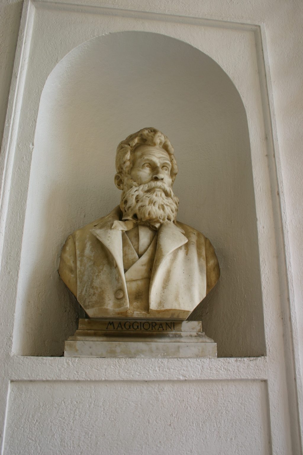 Carlo%20Maggiorani%27s%20bust%2C%20Palermo%20-%2002.JPG